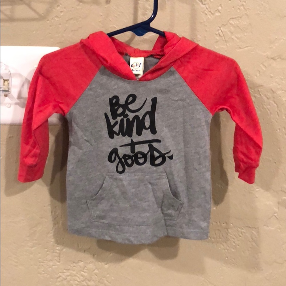 Raglan hoodie